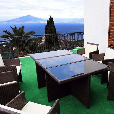 Villa Marylise Sorrento Exteriör bild